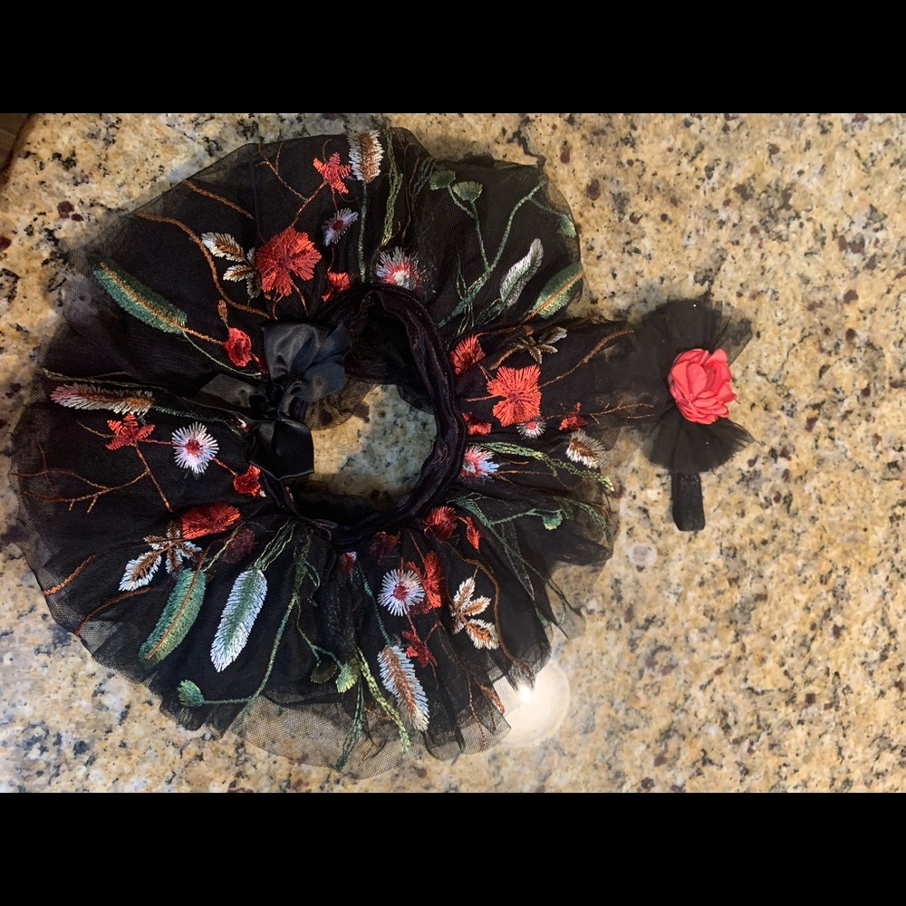 Adorable tutu for an infant.